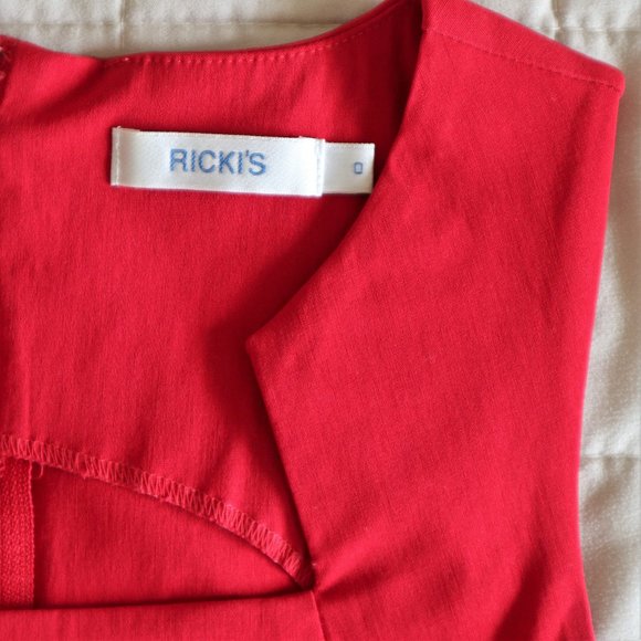 Red Sleeveless Fitted Dress with Peplum and Leopard Print Belt - Picture 6 of 8